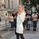 Nicky Hilton – Seen at Marc Jacobs Show in New York - 454 x 681