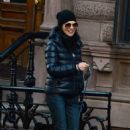 Julianna Margulies – Enjoys a stroll with her pooch in New York - 454 x 685