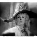 Stella Stevens