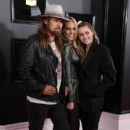 Billy Ray Cyrus, Tish Cyrus and Miley Cyrus At The 61st Annual Grammy Awards - Arrivals - 400 x 600