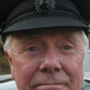 Angus Lennie
