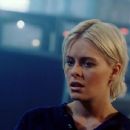 Nicole Eggert as Alyssa Lloyd in the Demolitionist (1995)