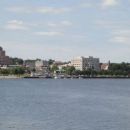 1643 establishments in Connecticut