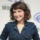 Milana Vayntrub