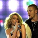 Justin Timberlake and Kylie Minogue - The Brit Awards 2003 Show - 402 x 612