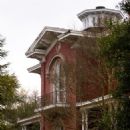 Montfort Hall