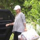 Christina Perri – Shows her growing baby bump in Los Angeles - 454 x 681
