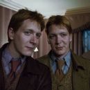 Harry Potter and the Deathly Hallows: Part 1 - Oliver Phelps - 454 x 256