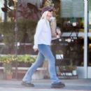 Melissa Cohen – Shopping at Whole Foods in Malibu - 454 x 302