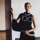 Karolin Wolter - Vogue Magazine Pictorial [United Kingdom] (May 2020) - 454 x 588