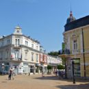 Banks established in 1881