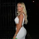 Amber Turner – Seen at The Siding bar in London - 454 x 495