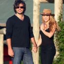 Shakira And Antonio de la Rua On Vacation In Uruguay - 431 x 594