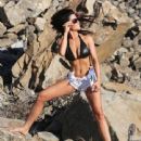 Jenna Chapple does a photo shoot in the sunny Mojave, California Desert on December 2, 2014 - 441 x 594