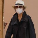 Jane Fonda – Arriving at the Albuquerque airport in New Mexico - 454 x 681