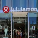 Blanca Blanco – Shopping at Lululemon in Beverly Hills - 454 x 594