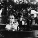 The Howling - Slim Pickens - 454 x 317