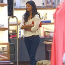 Camila Alves: shopping time