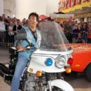 Erik Estrada - 400 x 600