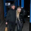 Corinne Olympios – Spotted with a mystery man while leaving Kemo Sabe in Aspen - 454 x 681