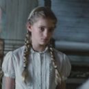 The Hunger Games - Willow Shields - 454 x 274