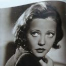 Sylvia Sidney - Cine Mundial Magazine Pictorial [United States] (January 1936) - 454 x 543