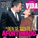 Ben Affleck and Jennifer Lopez - El Diario Vida Magazine Cover [Ecuador] (7 December 2021)