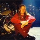 Shannon Hoon - 454 x 336
