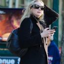 Gwendoline Christie – Seen after grocery shopping in New York - 454 x 709