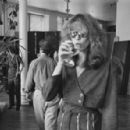 Carly Simon - 454 x 297