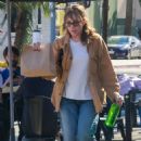 Katey Sagal – Gets her lunch to-go in Los Feliz - 454 x 681