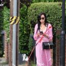 Helen George – Spotted on a dog walk in Meopham - 454 x 602