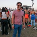 Sara Sampaio – With her boyfriend Zac Frognowski and Diego Boneta at the Coachella 2022 - 454 x 636