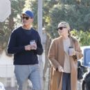 Molly Sims – Steps out for a morning cup of coffee in Santa Monica