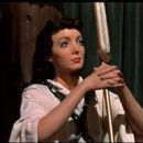 House of Wax - Carolyn Jones - 454 x 251