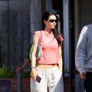 Amelia Gray Hamlin – In gray sweatpants and a pink t-shirt steps out in Los Angeles - 454 x 780