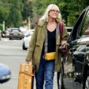 Tamzin Outhwaite – Spotted getting into an Addison Lee cab in London - 454 x 606