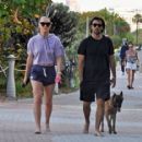 Lindsey Vonn – Seen with her new boyfriend Diego Osorio in Miami Beach - 454 x 416