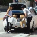 Mena Suvari – Spotted outside the UPS Store in West Hollywood