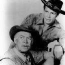 Who is Ward Bond dating? Ward Bond girlfriend, wife