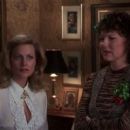 Christmas Vacation - Beverly D'Angelo - 454 x 255