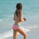 Haley Kalil – In bikini spotted in Miami Beach - 454 x 681