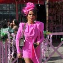 Tanya Bardsley – In a pink while arriving for Ladies Day at Aintree in Liverpool - 454 x 759