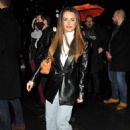 Amber Davies – Press Night for A Christmas Carol at the Dominion Theatre in London - 454 x 619