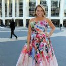 Katie Couric – With her husband John Molner going at Ballet in New York - 454 x 699