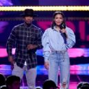 Ne-Yo and Naya Rivera - Teen Choice Awards 2017 - 454 x 315