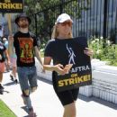 June Diane Raphael – Been at the SAG-AFTRA Strike in Hollywood - 454 x 681