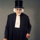 Sweeney Todd The Demon Barber Of Fleet Street Starring Edmund Lyndeck - 454 x 601