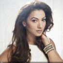 Gauhar Khan  -  Wallpaper - 454 x 454