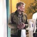 Kisten Dunst – With Jesse Plemons on a late dinner at San Vicente Bungalows in West Hollywood - 454 x 681